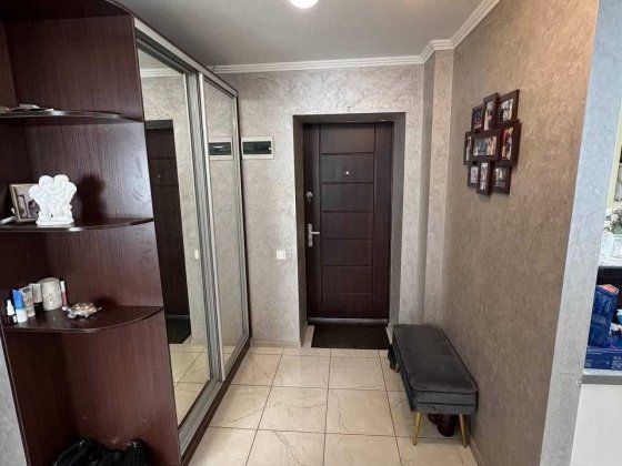 Простора 2-кімнатна в цегляному будинку р-н Горького Площа 55.7 м² Сумы