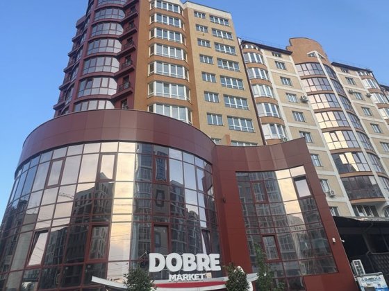 Трикімнатна квартира Майдан, Щербанюка Черновцы