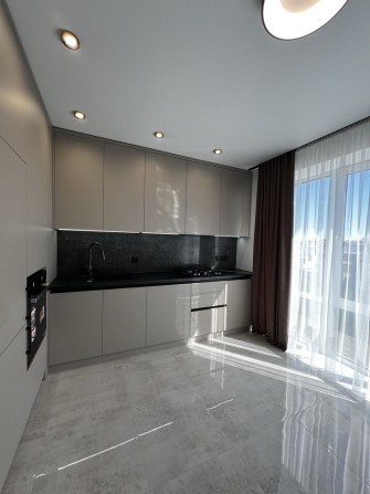 Продам 2-х кімнатну квартиру на Щасливому - фото 1