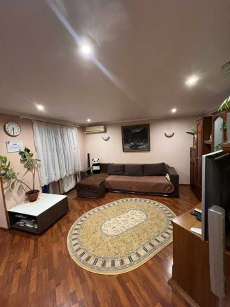 БЕЗ КОМІСІЇ Продаж 3 кімнатної квартири разом з мансардою, район Новий - фото 1