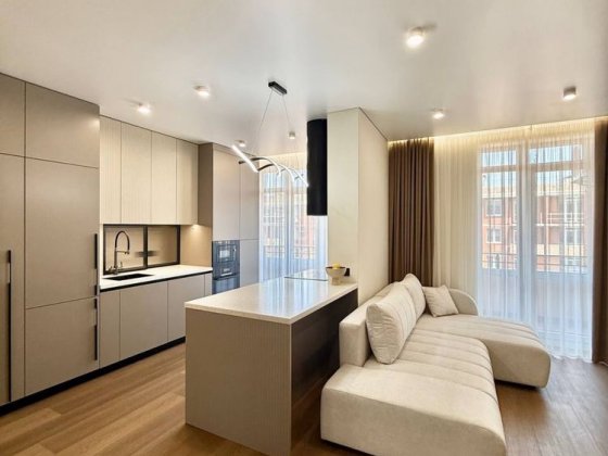 Продам VIP-пентхаус біля ТЦ «Майдан» Черновцы