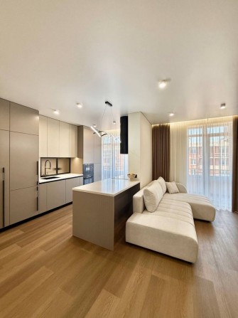 Продам VIP-пентхаус біля ТЦ «Майдан» - фото 1