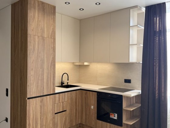 Продаж сучасної однокімнатної. Ужгород