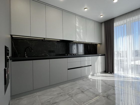 Продам 1-кімнатну квартиру на Щасливому Рівне