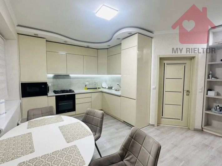 Продаж двокімнатної квартири по вул.Єньківська - фото 1