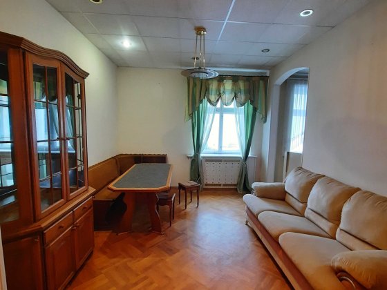 Продам простору 3к квартиру в центрі Сумы