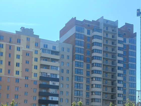 1 к.новобудова47м.уцентрі. Високий1поверх.Можна під бізнес,салон краси Сумы