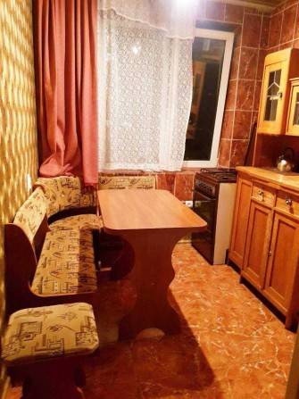 Продаж 2-кімнатної квартири вул. Революції Гідності (Супруна) - фото 1
