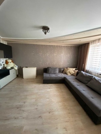 Продам красиву 2 к.кв. на ЗСУ з індивідуальним опаленням - фото 1