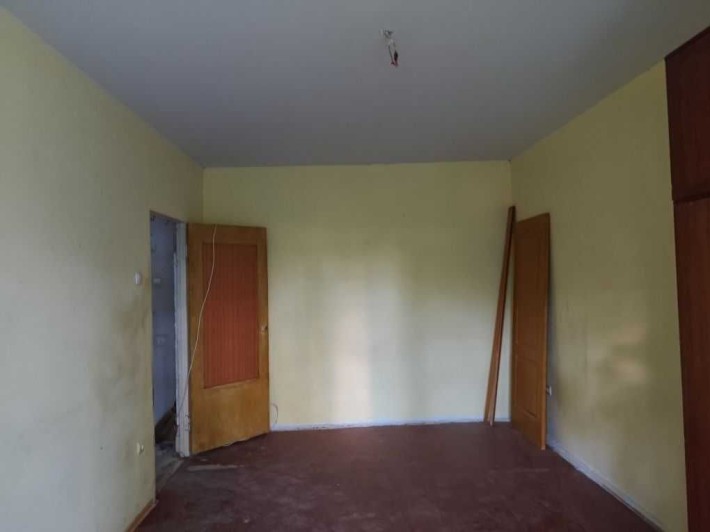 Продаж 1к квартири під ремонт - фото 1