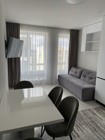 "Стильна  однокімнатна квартира в ЖК Dream City з балконом - фото 1