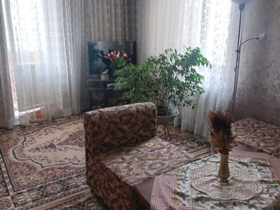 " 3-кімнатна квартира в районі автовокзалу. Цегляний будинок Рівне