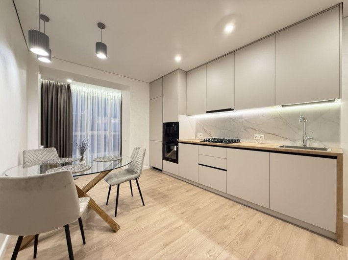 1-Кімнатна 50 кв.м. «На Щасливому» вул. Студентська 32. - фото 1