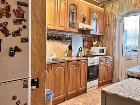 Продам 3-х кімн квартиру В.Дивізії «Арсен» Ровно