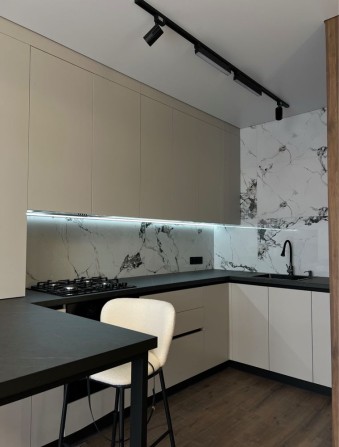 Однокімнатна квартира в новобудові в елітній локації! - фото 1