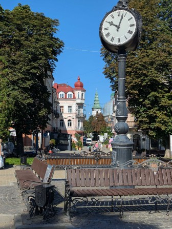 Трикімнатна квартира в Центрі - фото 1