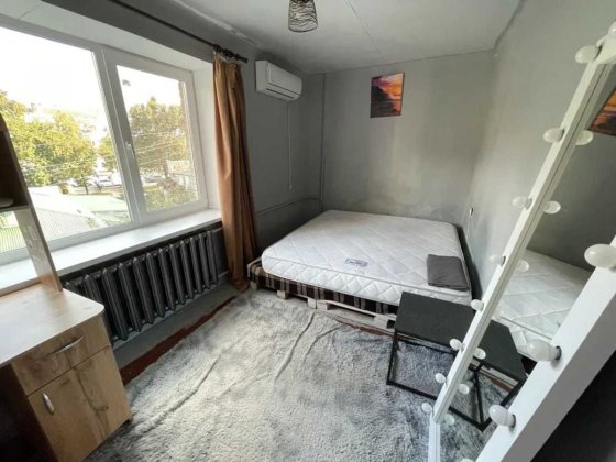 Продаж 2 кімнатна квартира Центр Полтава