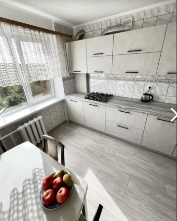 ₴Продаж  3 квм. ЗАТИШНОІ та СВІТЛОІ каартири. - фото 1