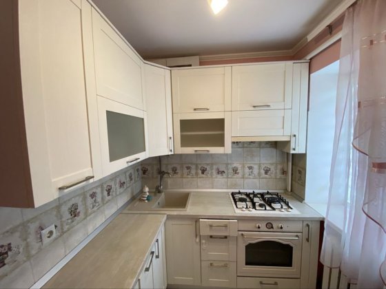 Продаж 2х кімнатноі квартири в центрі. Цегляний будинок Сумы