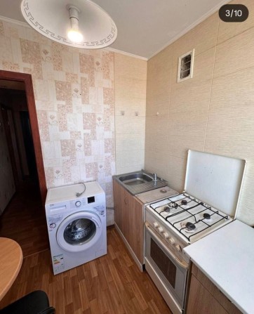 Продам 1 кім на вул Зеленко ( район 6 школи) - фото 1