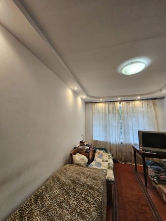 Продаж 1- кім. квартири поблизу центру - фото 1