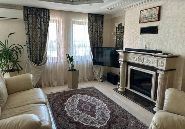 Продаж 3к квартири 92 кв. м на вул. Білецька - фото 1