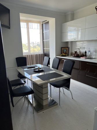 Двокімнатна центр - фото 1