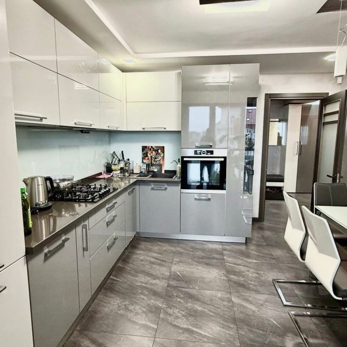 Продаж квартири по вул.Чайковського - фото 1