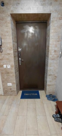 3к квартира на Подолі, окремі кімнати й простора кухня! - фото 1