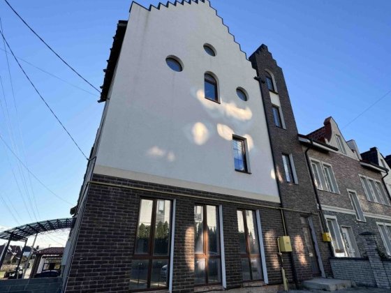 Продам дворівневу квартиру в КД Люксембург Ровно