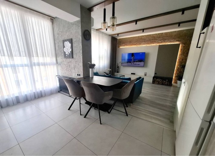 Продаж 2 кімнатної квартири На Щасливому - фото 1