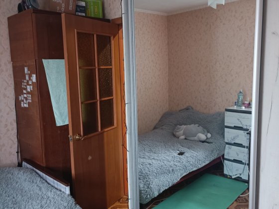 Квартира в центрі міста на середньому поверсі . Полтава