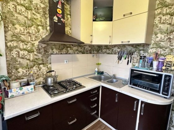 3к квартира на І.Сірка (23шк)