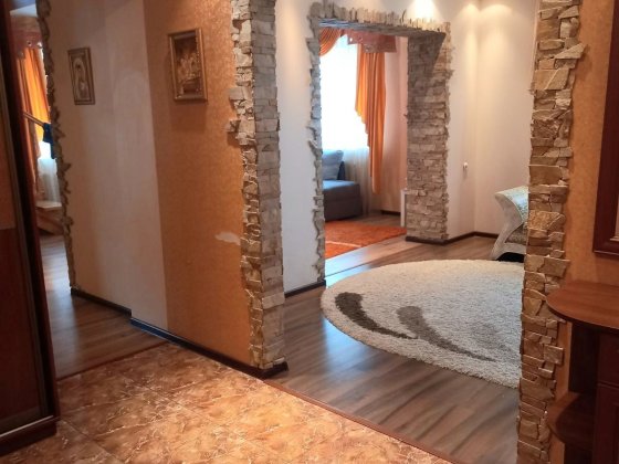 )( Продам 5-К квартиру р-н Північного Ровно