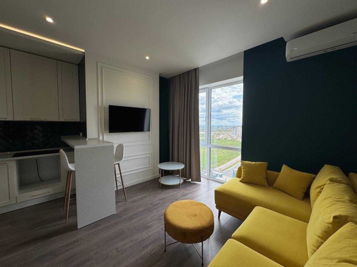 Продаж 1 кімнатної квартири з дизайнерським ремонтом - фото 1