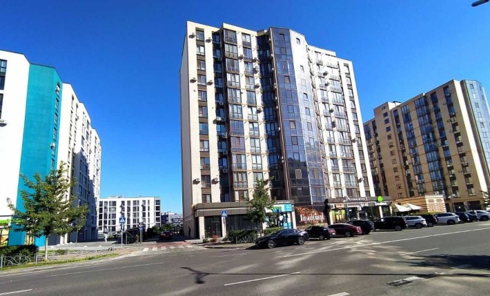 Продаж  видової  квартири з ремонтом  в  ЖК«Сімейний Люкс» на Митниці! - фото 1