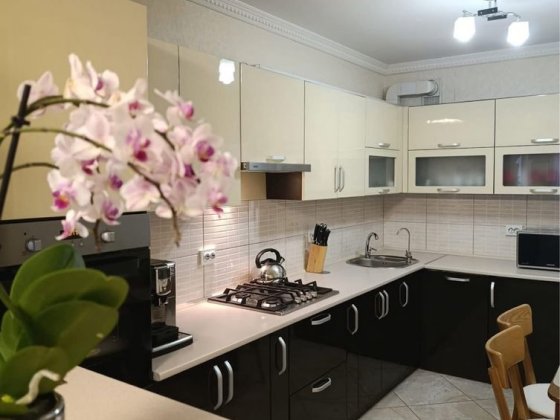 Продається 2 кімнатна квартира по вул. Лучаківського Тернополь