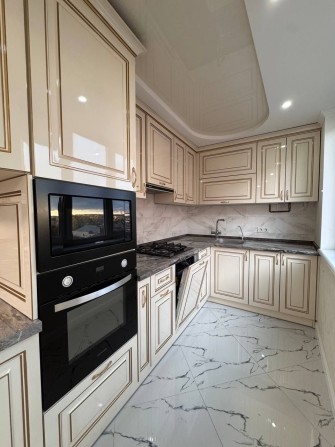 Продається 3к квартира  на Дружбі - фото 1