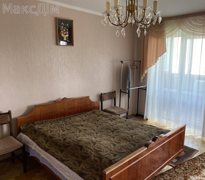 Продаж квартири в центрі міста - фото 1