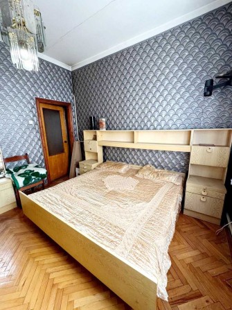 Простора 3к.квартира поряд з Центром - фото 1