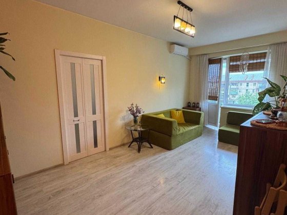 АК 2 Комнатную Квартиру проспект Соборності Русановка вул Тампере 2/20 Київ