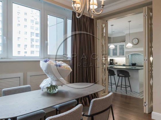 Продаж 4-кімнатної квартири 130м2 в ЖК «Новопечерські Липки» Печерськ Київ