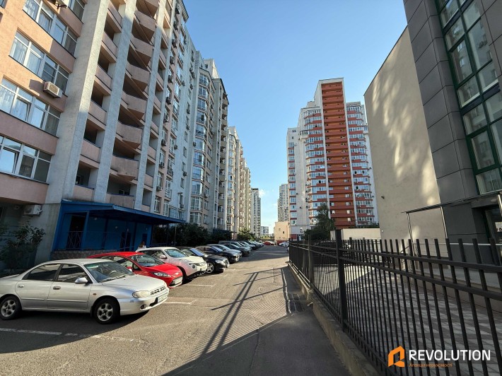 БЕЗ% ЖК Ліко Град2, вул. Юлії Здановської 58А, Голосіївський район - фото 1