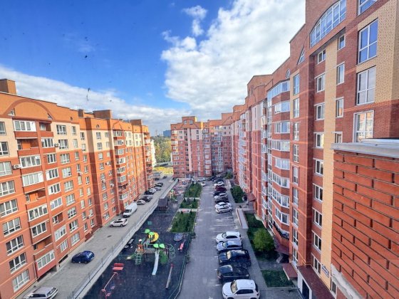 3 кімнатна квартира сира р-н Канада продаж Тернополь