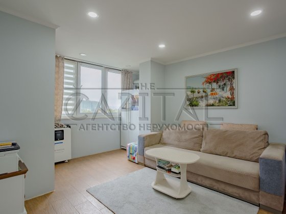 1к Урлівська 31Б, ремонт, низький поверх, River Mall Київ