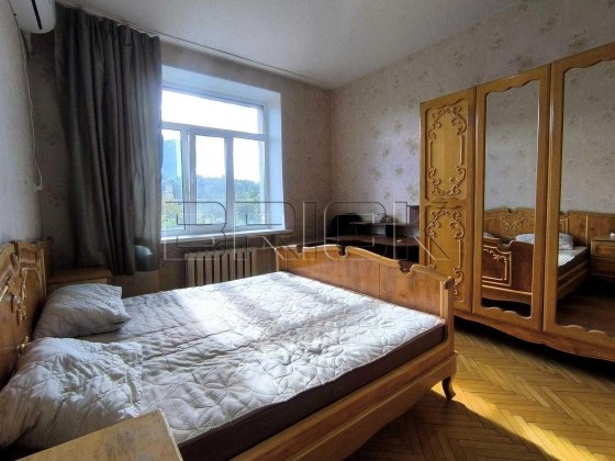 Квартира в Голосієвському районі , Лаболаторна вул !! Київ