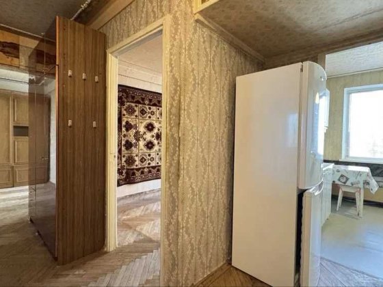 Продаж 3к Лук’яненка Левка (Тимошенка Маршала 1е м.Мінська безготівков Киев