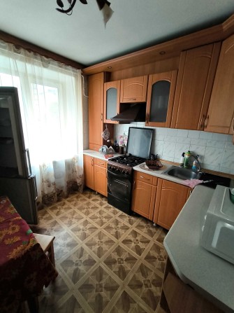 3х  кімнатна квартира в Центрі, гот.Україна. 2й поверх. - фото 1