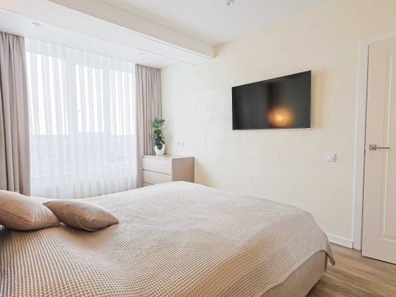 2 кімнатна квартира з ремонтом в новому будинку з ремонтом Чернігів