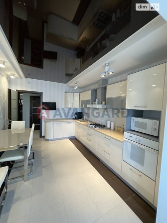 Сучасна двокімнатна квартира в самому серці міста район міськвиконкому - фото 1